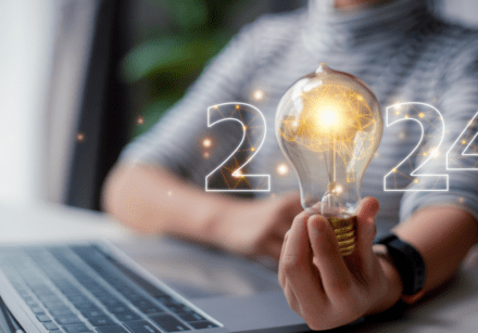Artificial image of bulb and 2024 for content and marketing trends